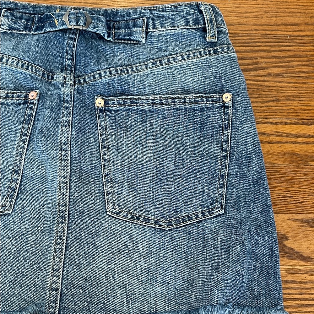 We The Free Denim Skirt Women’s 25 Blue Frayed Mini Distressed Festival - Picture 10 of 11